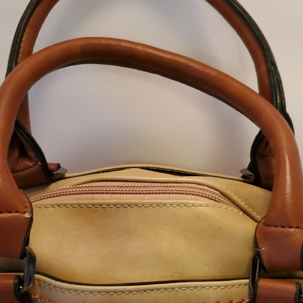 Tan and Brown Handbag,Yixingwj 16033 Zip Closure,front And Back Pockets Det Strp